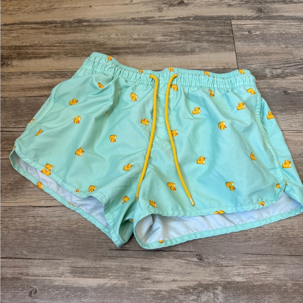 Men’s swim shorts extreme short length.